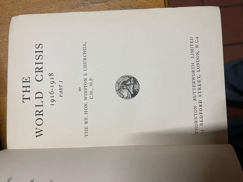 Winston S Churchill. World War I. The World Crises (5 volumes) 1911 -1914 & 1915 & three more
