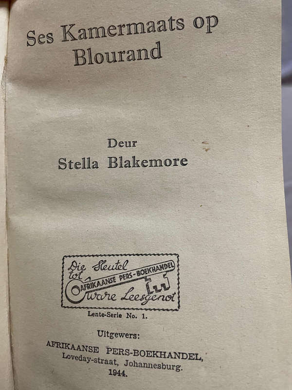 Ses kamermaats op Blourand. Stella Blakemore.
