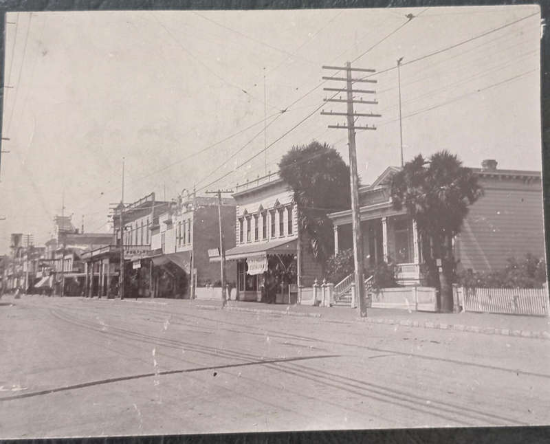 Africana- street in Pretoria,  February 1900