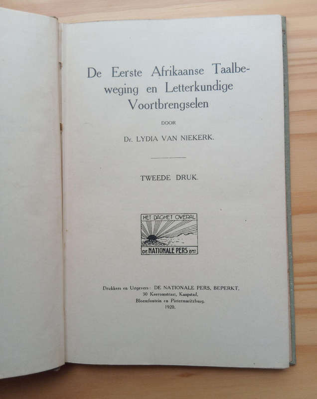 Africana- De Eerste Afrikaanse Taalbeweging en Letterkundige  Voortbrengselen(1920)