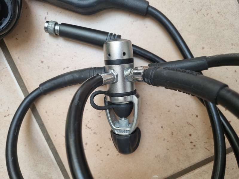 Scuba Diving Kit - BCD, 2x Regulator and Bag