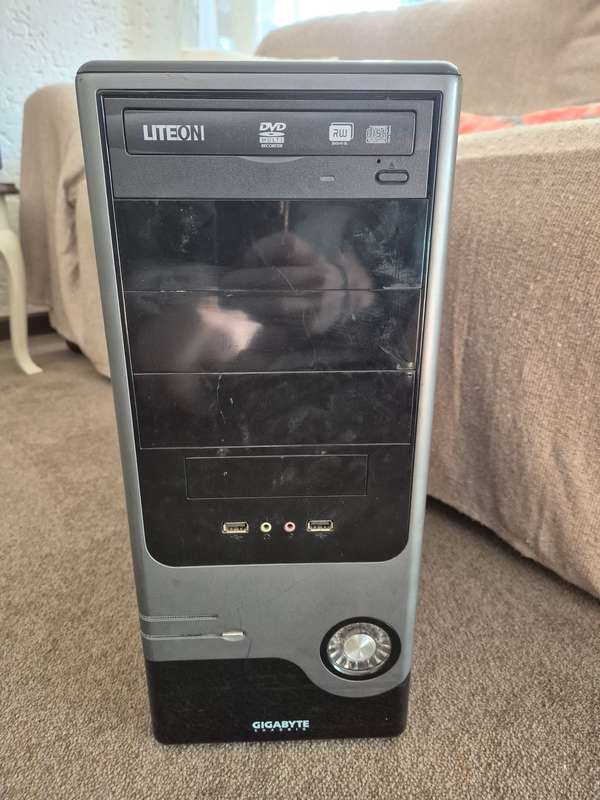 Desktop computer - Core i3 - SSD - GPU