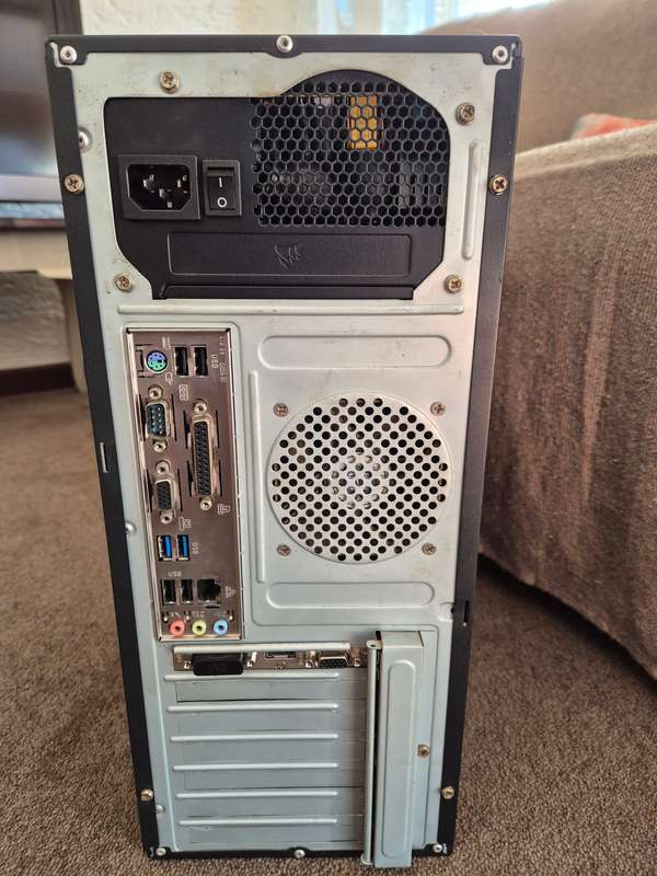 Desktop computer - Core i3 - SSD - GPU