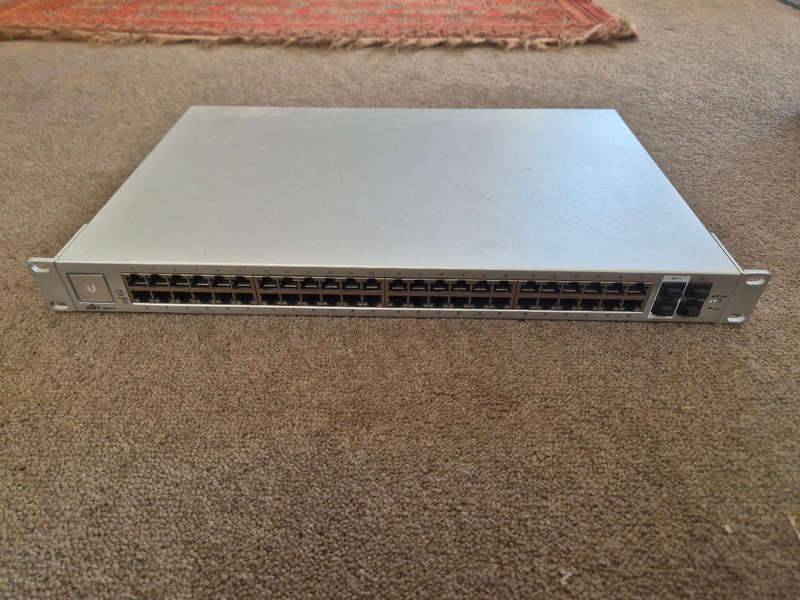 Ubiquiti UniFi 48 Port Switch