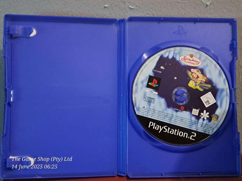 PS2 Strawberry Shortcake The Sweet Dreams Game - No Manual