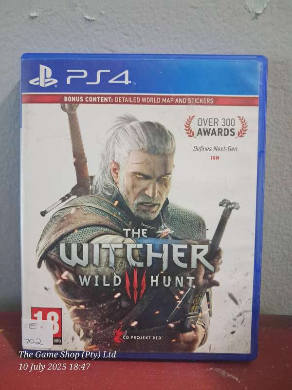 PS4 THE WITCHER 3 : WILD HUNT
