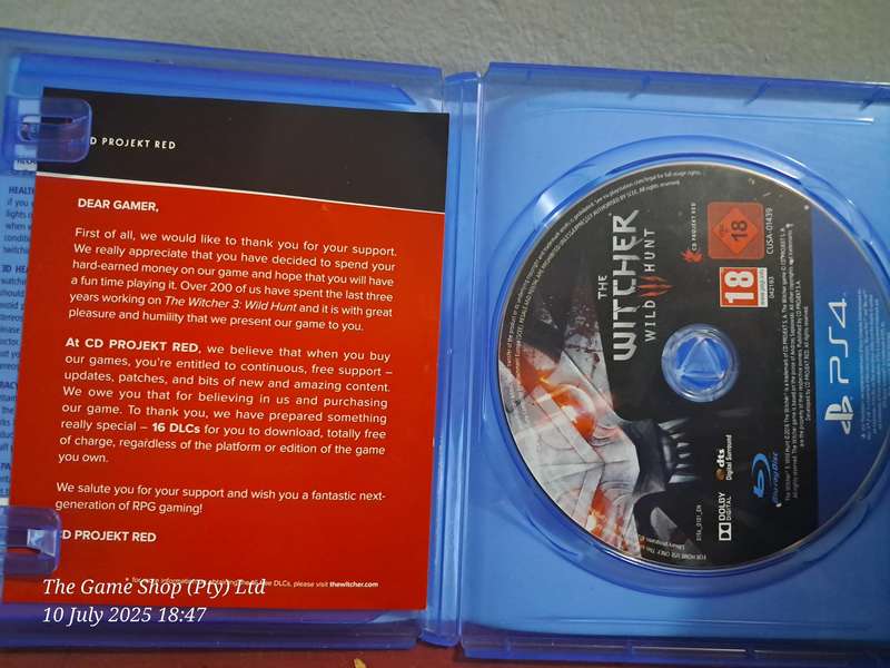 PS4 THE WITCHER 3 : WILD HUNT
