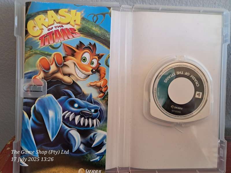 PSP CRASH OF THE TITANS - CIB