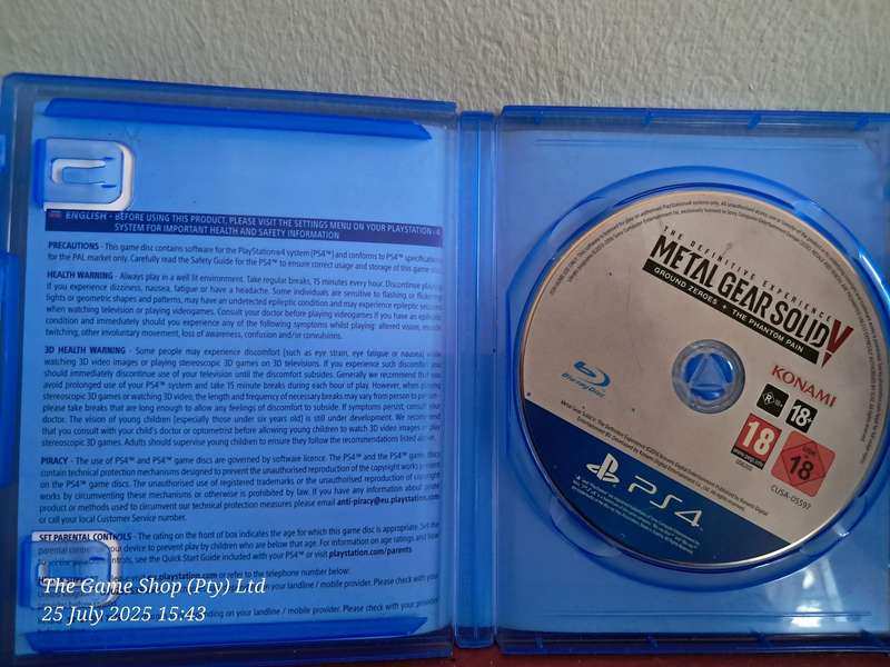 PS4 METAL GEAR SOLID V : DEFINITIVE EXPERIENCE