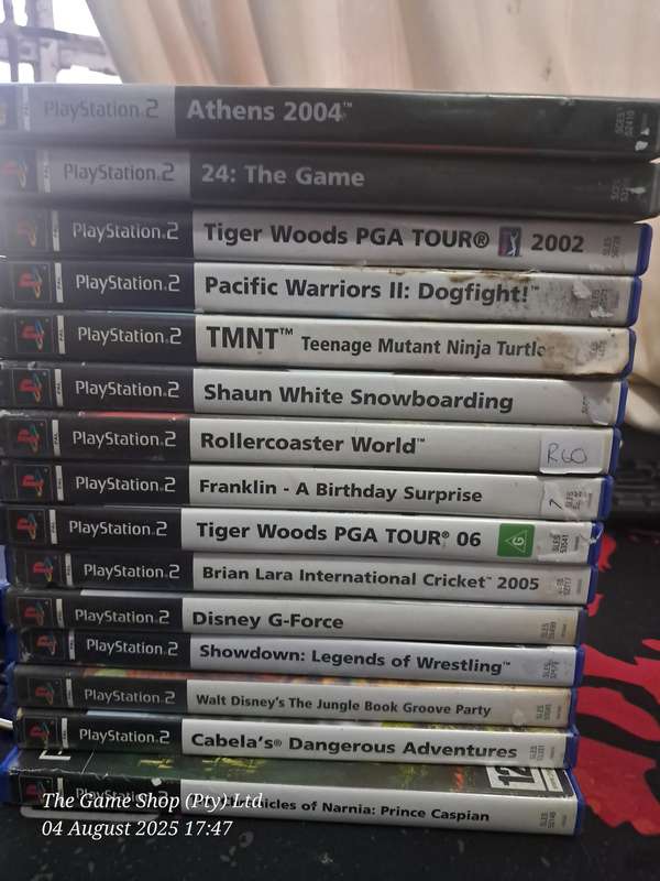 PS2 CONSOLE + 15 GAMES