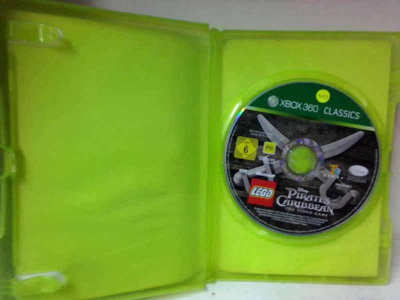 XBOX 360 LEGO PIRATES OF THE CARIBBEAN - NO MANUAL