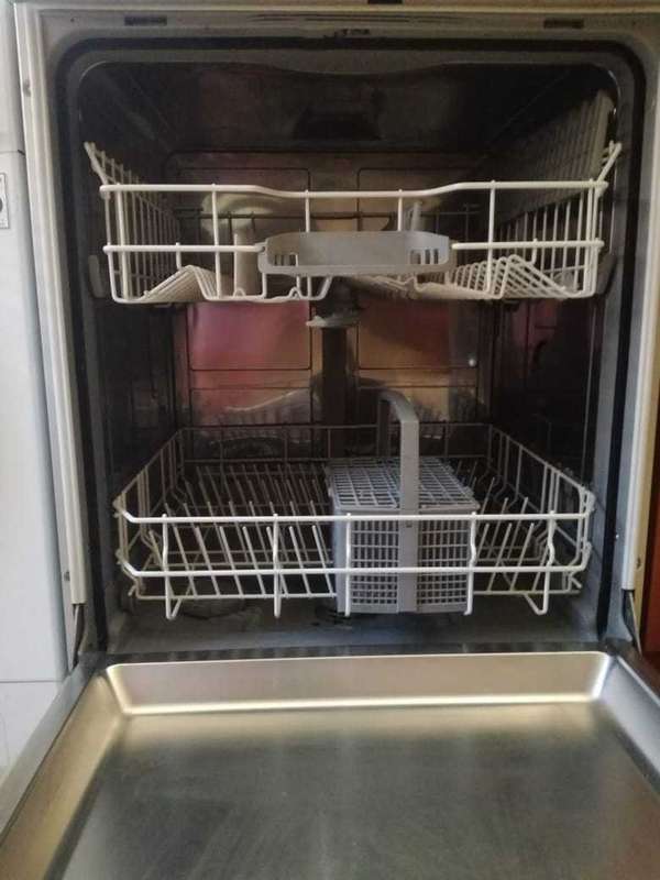 Bosch 12 Place Settings Free Standing Dishwasher