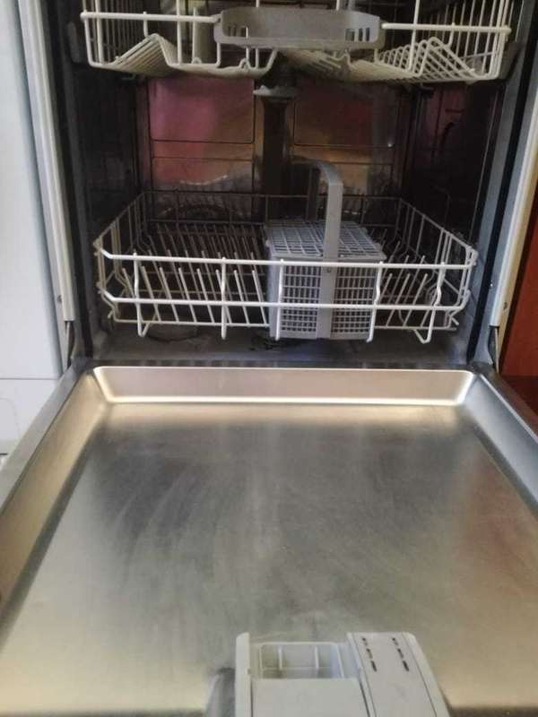Bosch 12 Place Settings Free Standing Dishwasher