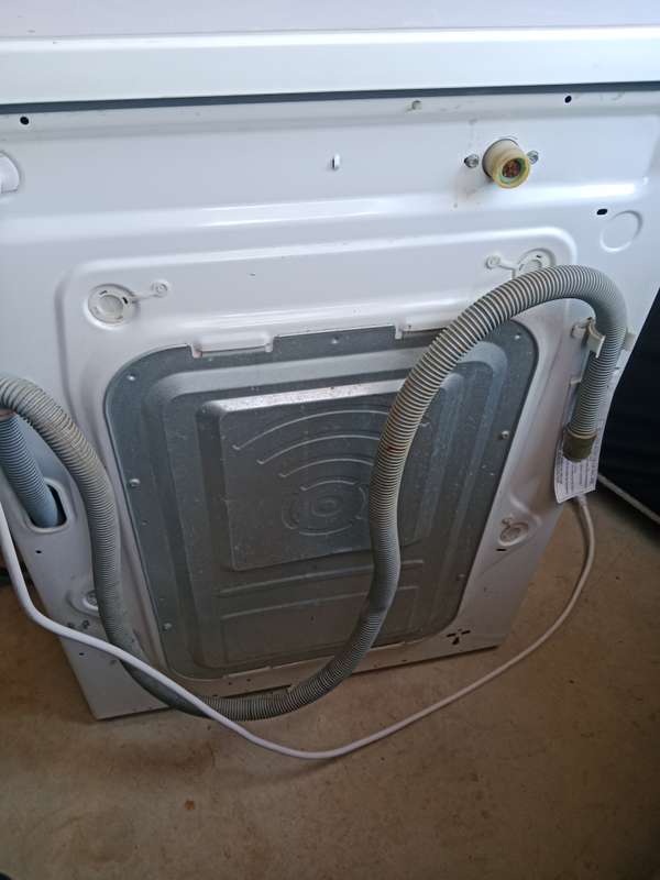 7kg Front Load Washing Machine in White Finish