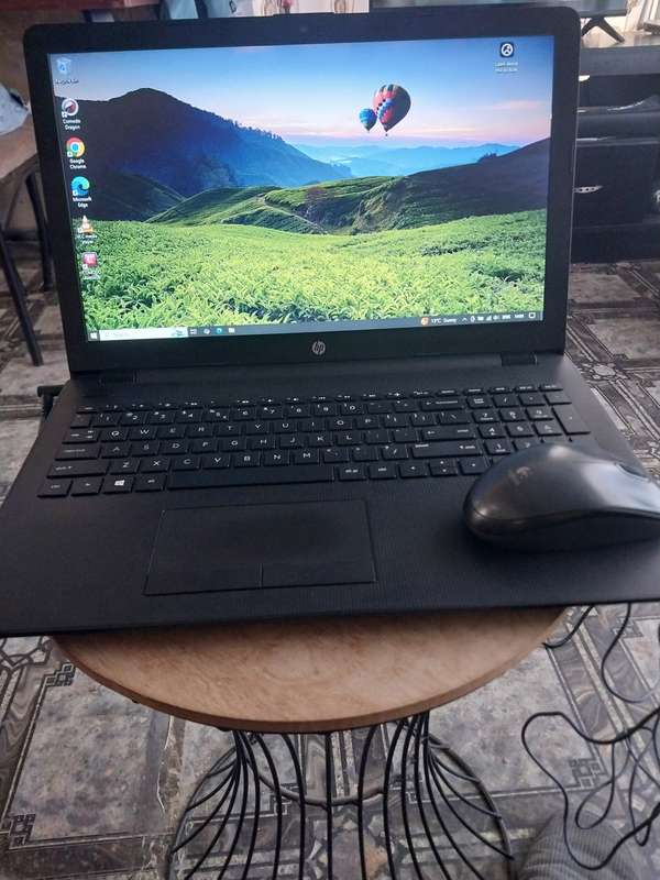 HP LAPTOP