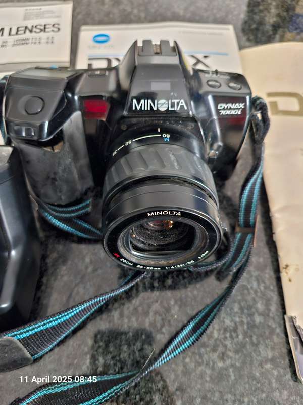 2 for the price of 1.  Minolta 7000 camera and Motorola 5200 International Cell phone