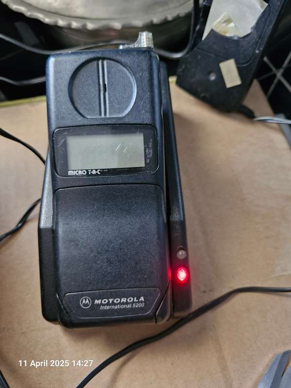 2 for the price of 1.  Minolta 7000 camera and Motorola 5200 International Cell phone