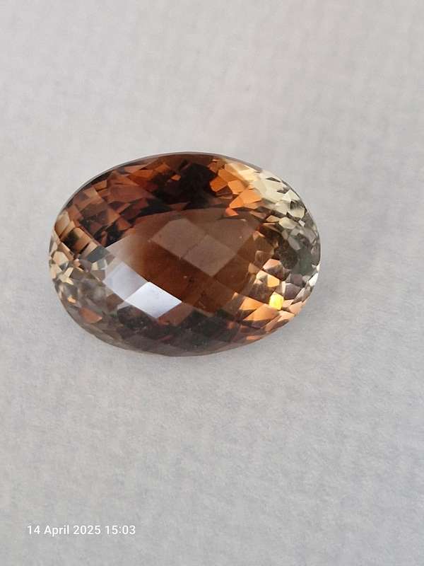 ABSOLUTELY STUNNING 39CT IMPERIAL TOPAZ - CERTIFIED BY 2 DIFFERENT ORGANISATIONS