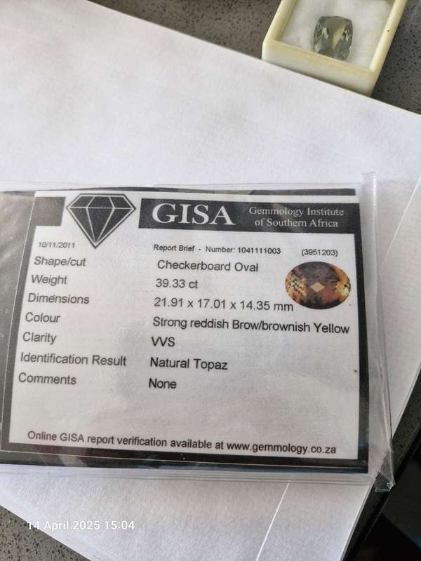 ABSOLUTELY STUNNING 39CT IMPERIAL TOPAZ - CERTIFIED BY 2 DIFFERENT ORGANISATIONS