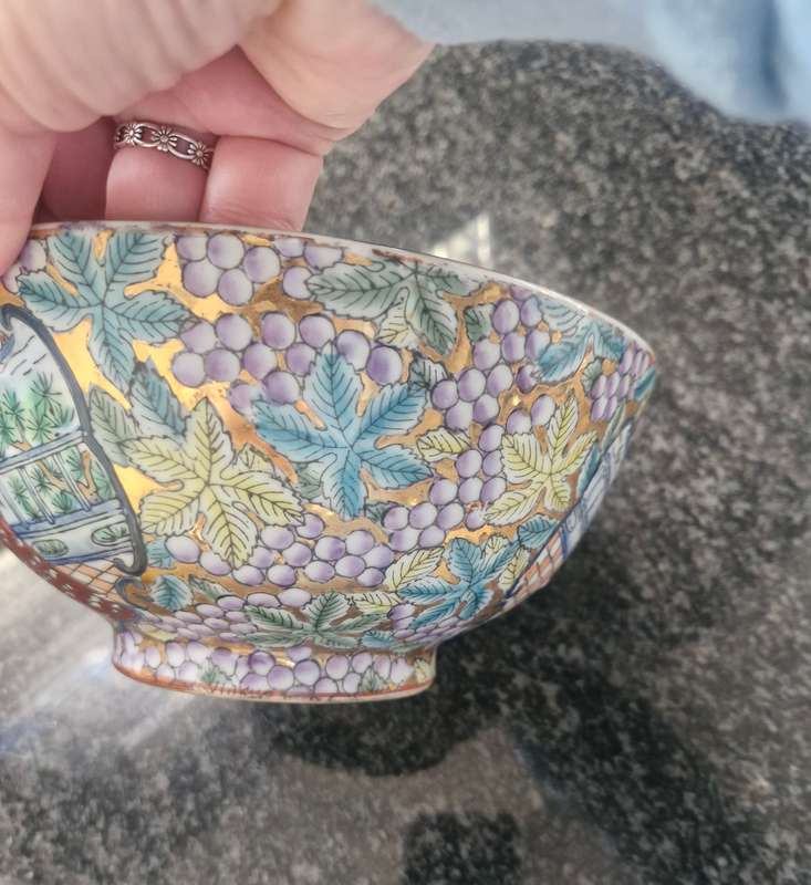 Beautiful Japanese Decorative Bowl