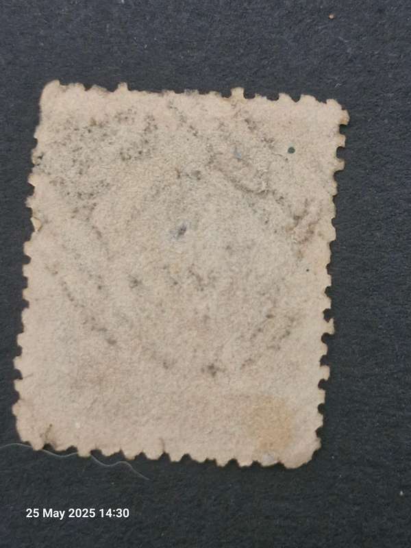 BATCH OF 4 NEVIS STAMPS INCLUDING 1867 QUEEN VICTORIA 1 PENNY STAMP, SPECIMEN STAMP & OFFICIAL STAMP