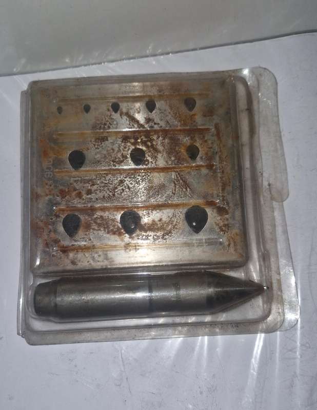 3 bezel punches - different shapes - Teadrop/pear, square and round all for the price of 1!!!!!!!
