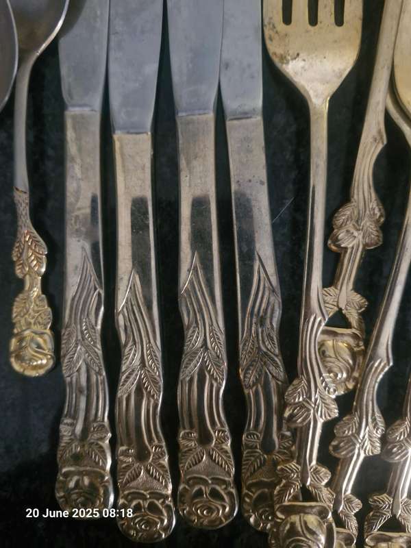 SET OF 24KT GOLD PLATED CAKE FORKS STILL IN BOX + USED 24KT GOLD SPOONS, FORKS AND TEASPOONS