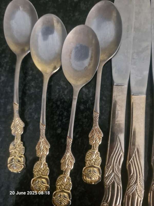 SET OF 24KT GOLD PLATED CAKE FORKS STILL IN BOX + USED 24KT GOLD SPOONS, FORKS AND TEASPOONS
