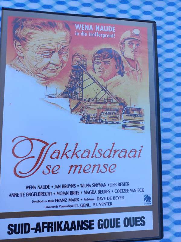 JAKKALSDRAAI SE MENSE  deur Franz Marx  Suid Afrikaanse goue oues
