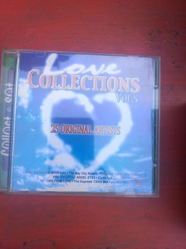 LOVE COLLECTIONS VOL. 5 // 25 ORIGINAL ARTISTS