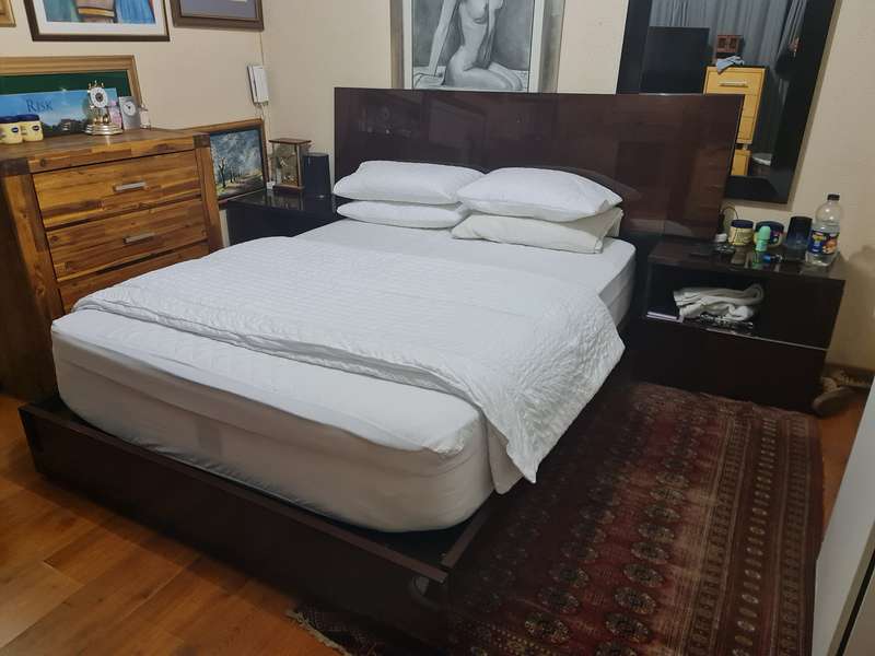 ALF Group Italian Bellagio Queen Sleigh Bed with Pedestals and Bakos Brothers Mattress.