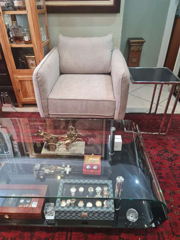 Ottavia Armchair