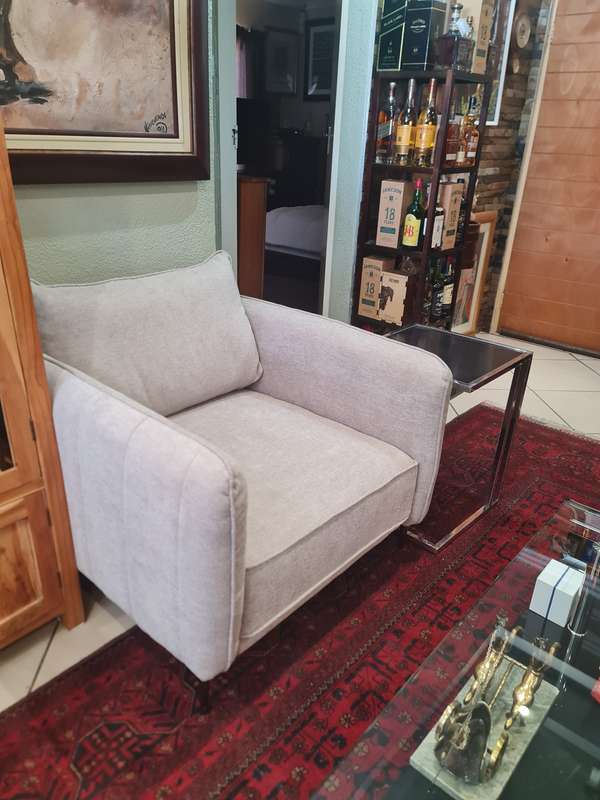 Ottavia Armchair