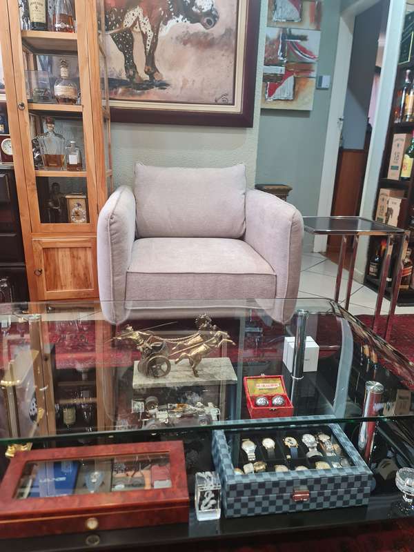 Ottavia Armchair