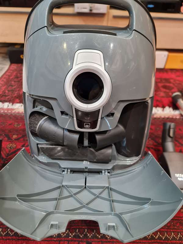 Miele Complete C3 Series 120 Parquet Powerline Vacuum Cleaner