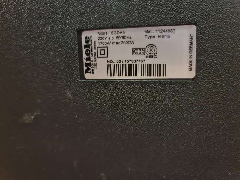 Miele Complete C3 Series 120 Parquet Powerline Vacuum Cleaner