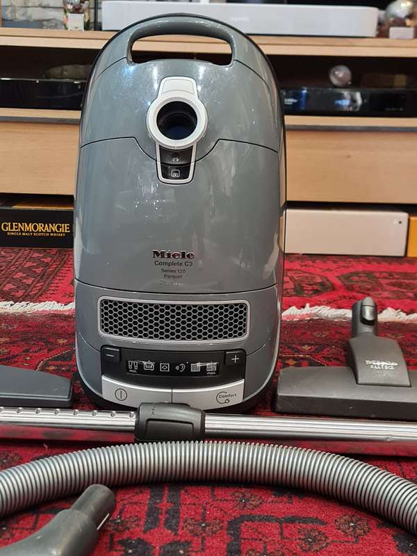 Miele Complete C3 Series 120 Parquet Powerline Vacuum Cleaner
