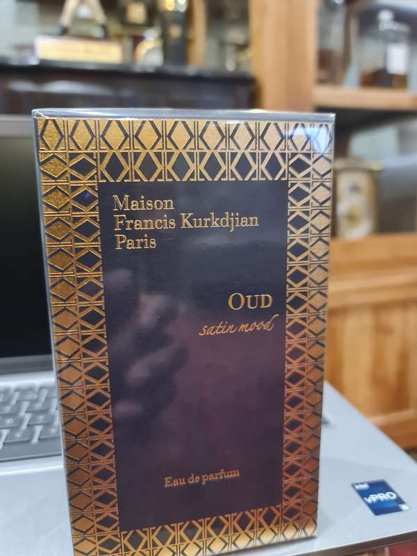 Maison Francis Kurkdjian OUD Satin Mood Eau de Parfum