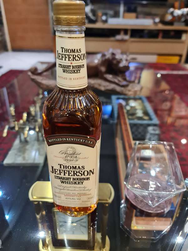 Thomas Jefferson Straight Bourbon Whiskey