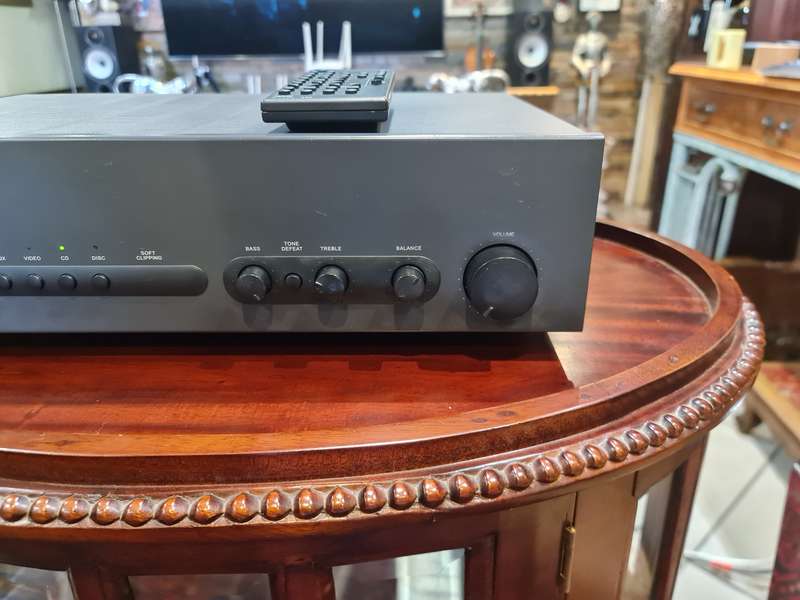 NAD C 320 Stero Integrated Amplifier