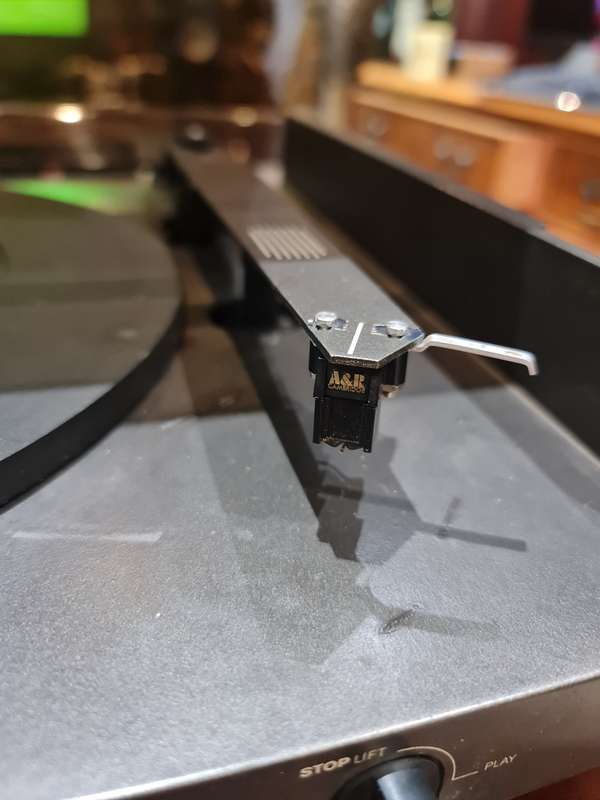 NAD 5120 Belt Drive Turntable
