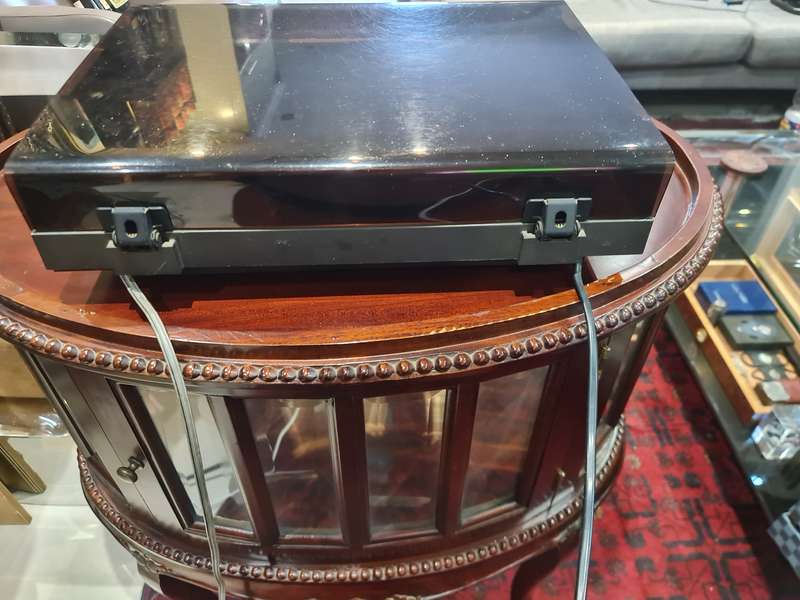 NAD 5120 Belt Drive Turntable
