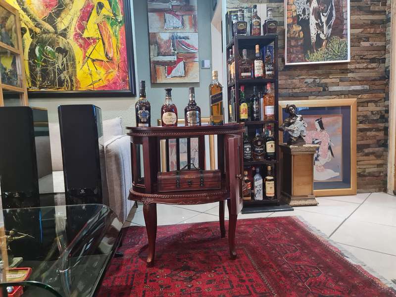 Antique Mahogany Tray Top Vitrine Table
