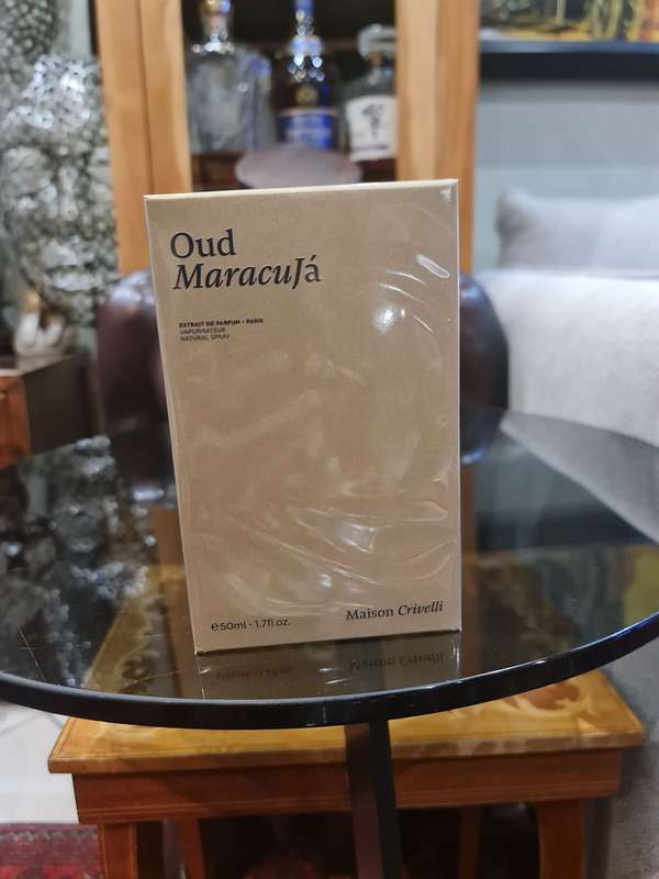 Maison Crivelli Oud Maracuja Extrait De Parfum