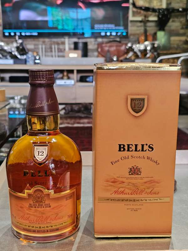 Bell's 12 Year Old Connoisseur Bot.1980s Whisky
