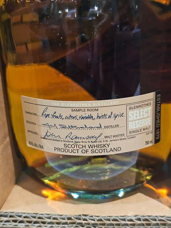 Glenrothes Select Reserve Single Malt Whisky