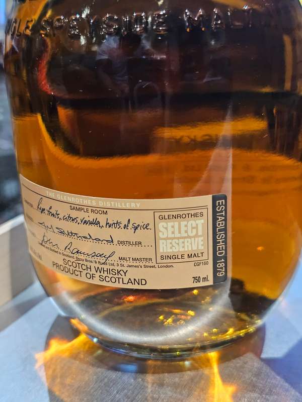 Glenrothes Select Reserve Single Malt Whisky