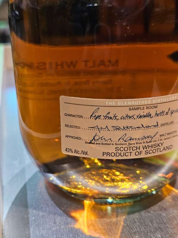 Glenrothes Select Reserve Single Malt Whisky