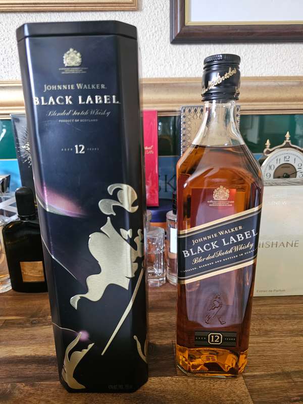 Johnnie Walker Black Label Aged 12 Years 1990s Vintage Gift Tin