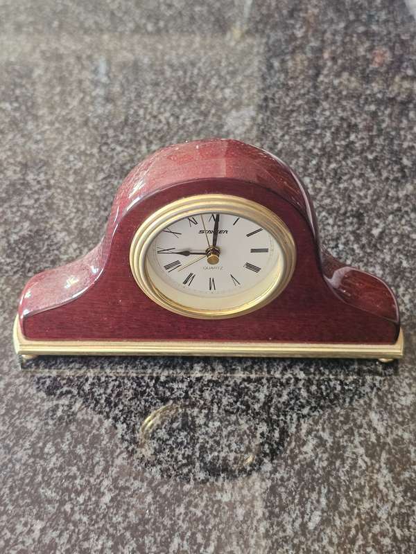 Staiger Quartz Desktop Mantel Clock